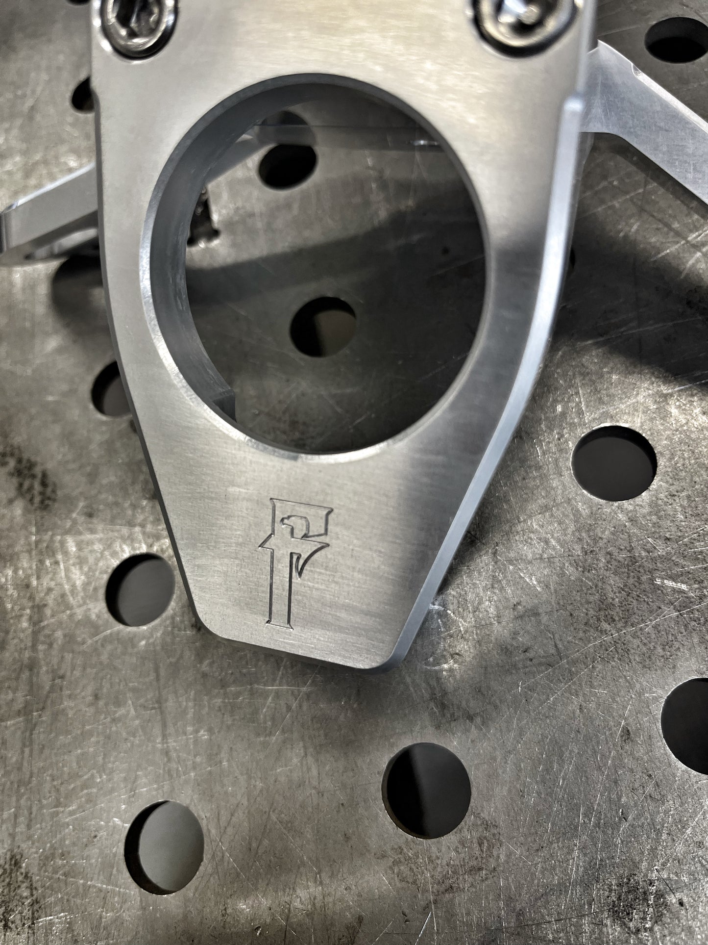 Harley Dyna Top Motor Mount from 06 - Up