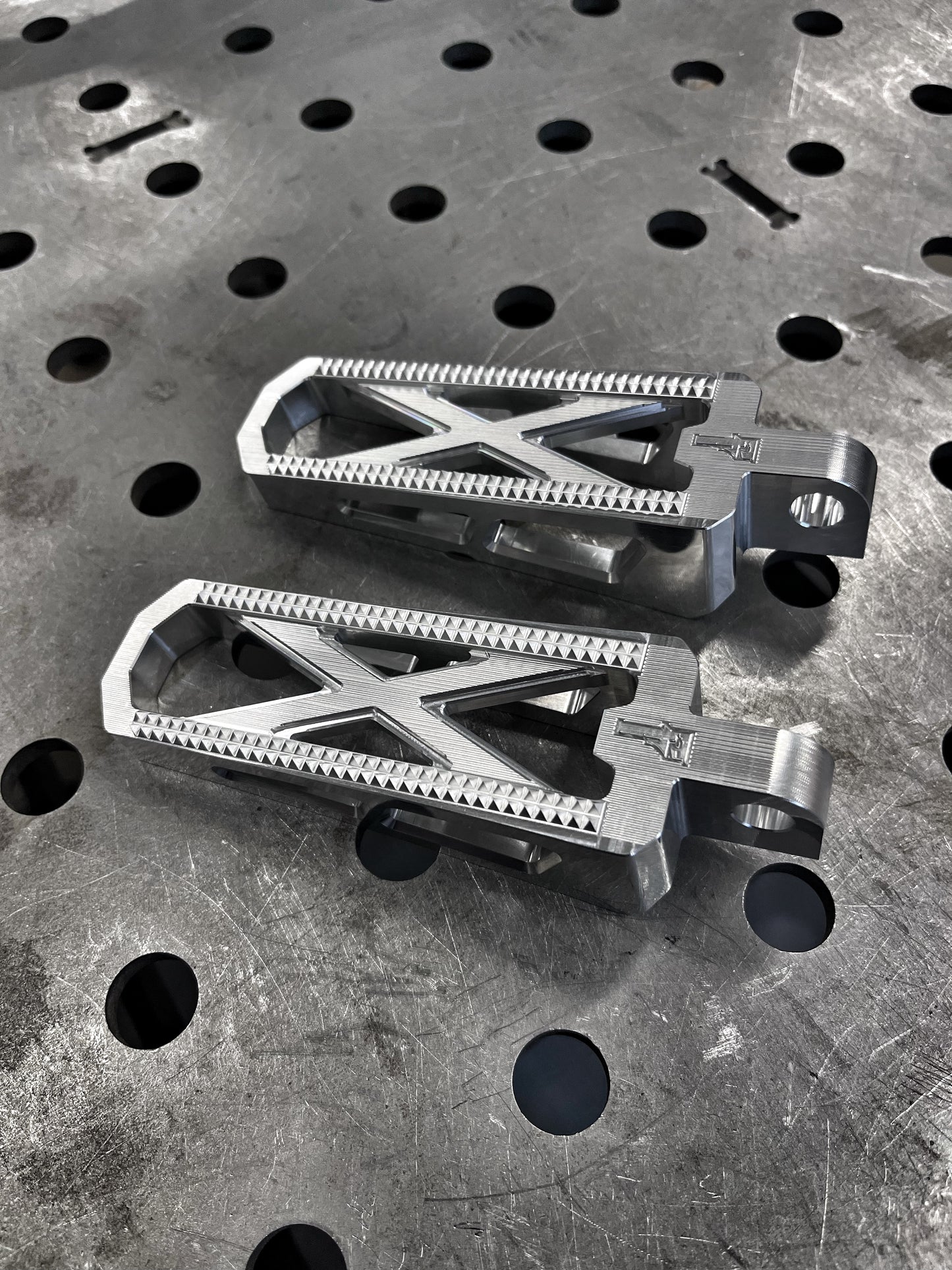 Famous Trap Pegs