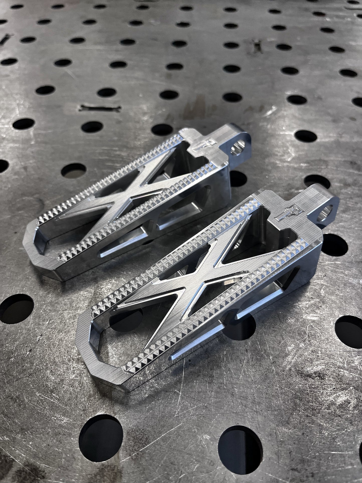 Famous Trap Pegs