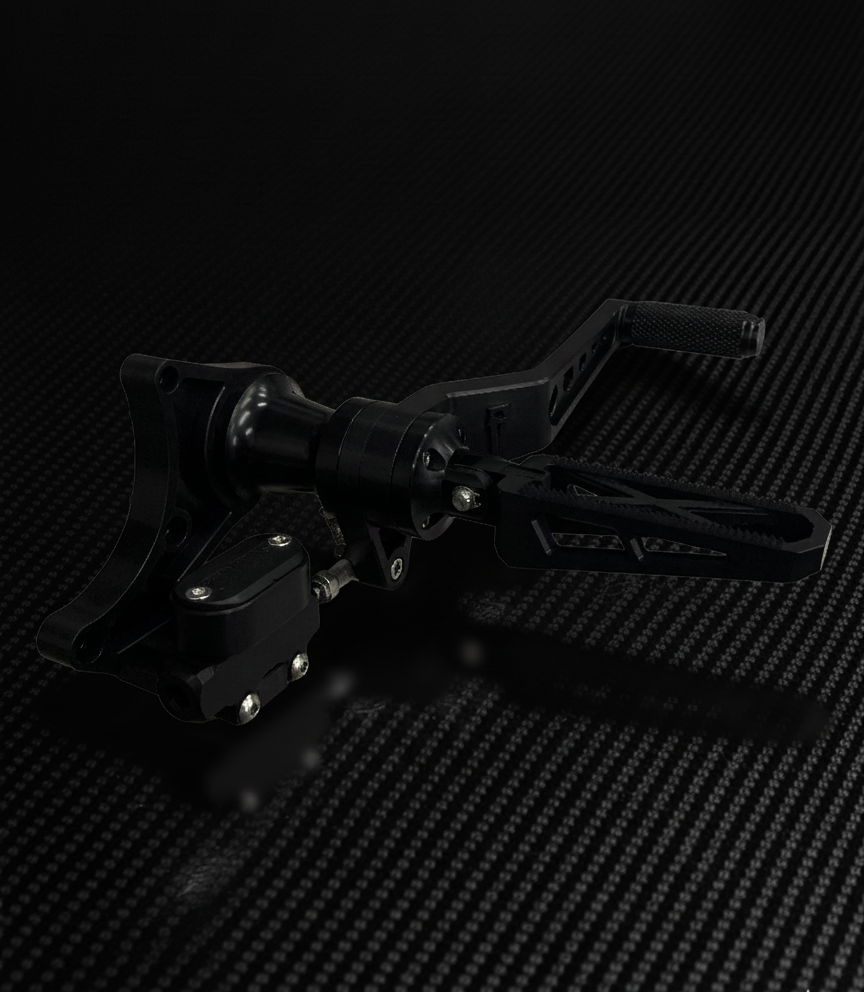 Famous Origin Mid Controls Black