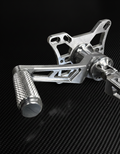 Famous Origin Mid Controls Slotted