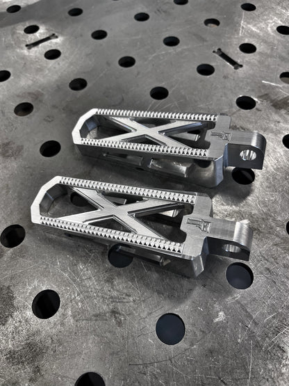Famous Trap Pegs