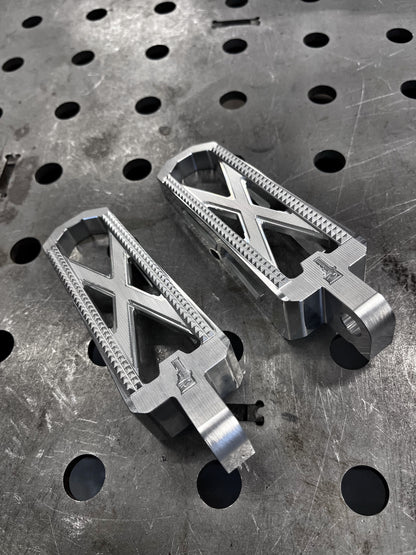 Famous Trap Pegs