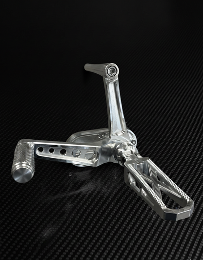 Harley Dyna Mid Controls Speed Holes (91-98)