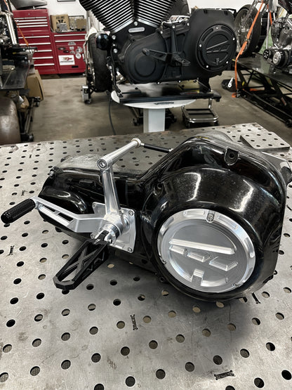 Aluminum Mid Controls Harley Touring 1999-2006 Speedholes - Famous Fabricator